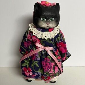Vintage Porcelain Cat Doll Victoria Ashlea Originals Goebel Karen Kennedy
